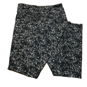 Gap fit studio sky high leggings size small good condition- like new